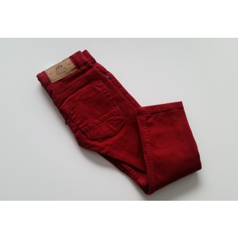 Pantalón vaquero largo rojo