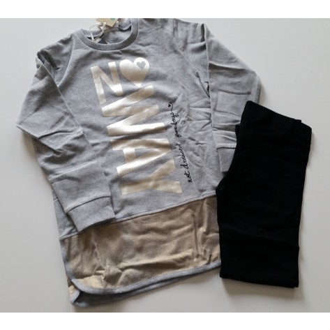 Conjunto leggins negro y sudadera gris plata
