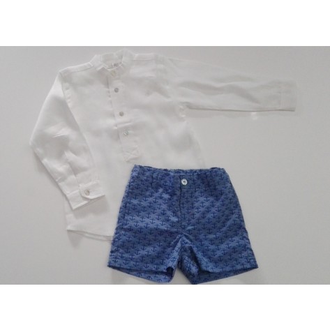 Conjunto camisa lino cuello mao blanca y pantalón chino anclas azul