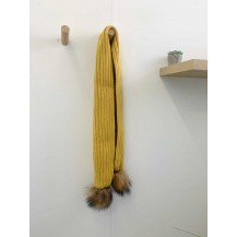Bufanda canalé dos pompones mostaza