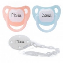 Pack 2 baby pacifiers + custom white brooch