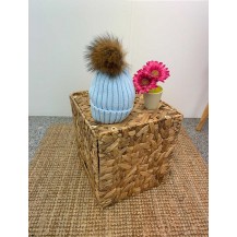 Gorro sardon pompón pelo celeste 